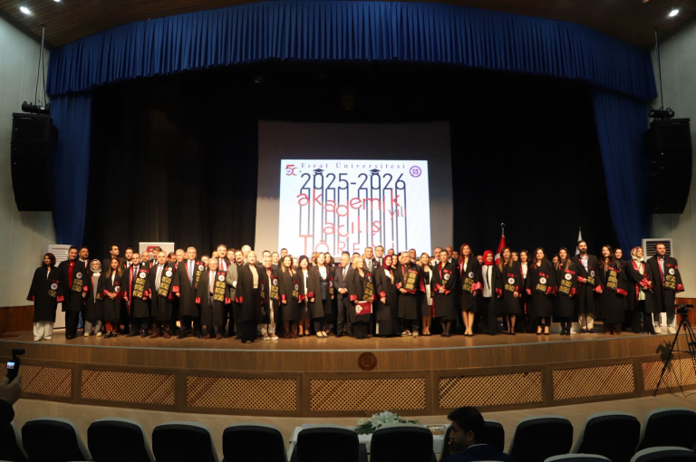 universitemiz-2025-2026-akademik-yili-acilis-toreni-yapildi-image-2