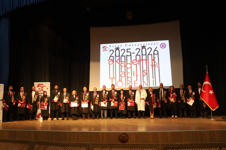 universitemiz-2025-2026-akademik-yili-acilis-toreni-yapildi-image-3