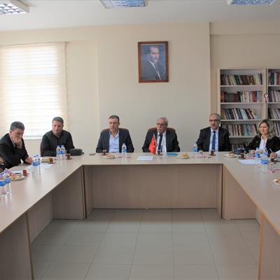firat-universitesi-turizm-ve-otelcilik-bolumu-ogretim-elemanlari-turizm-sektor-temsilcileri-ile-biraraya-geldi-3009