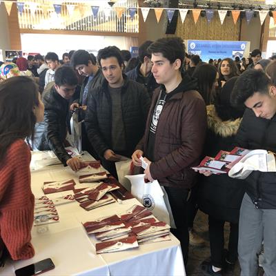 universite-tercih-gunlerinde-firat-universitesi-bu-kez-elazigli-ogrencilerle-bulustu-3037