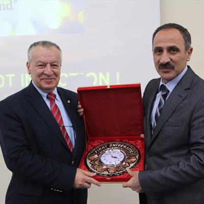 firat-universitesinde-nobel-odulleri-ve-bilimde-merakin-onemi-konulu-konferans-duzenlendi-3040