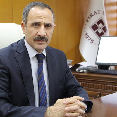 firat-universitesi-rektoru-prof-dr-demirdag-23-nisan-ulusal-egemenlik-ve-cocuk-bayramini-kutladi-3050