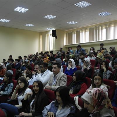 2-uluslararasi-iktisadi-ve-idari-bilimler-ogrenci-kongresi-duzenlendi-3065