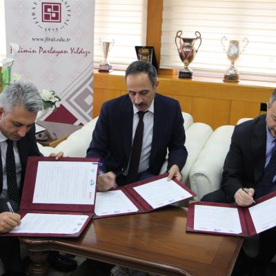 uluslararasi-ogrencilerin-kariyer-gelisimi-icin-firat-universitesi-ticaret-odasi-ve-kalkinma-ajansi-arasinda-protokol-imzalandi-3211
