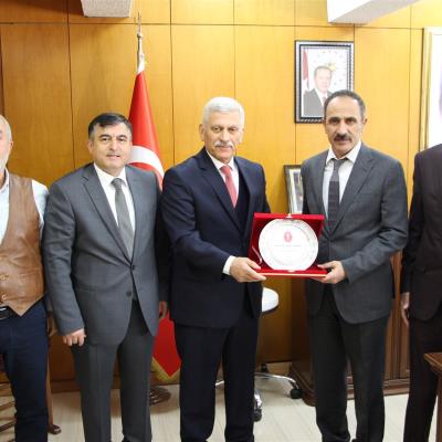turk-veteriner-hekimleri-birliginden-rektor-prof-dr-demirdaga-ziyaret-3247
