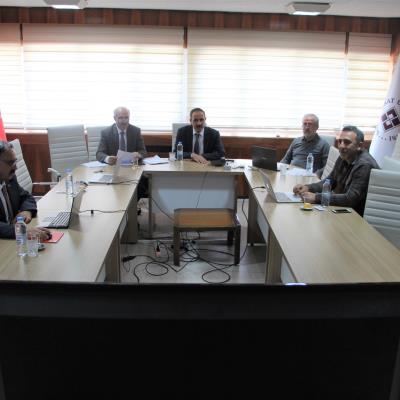 firat-universitesinde-koronavirus-nedeniyle-telekonferansli-senato-toplantisi-3255
