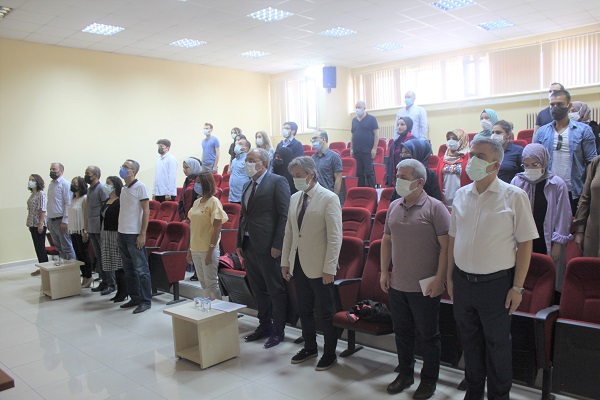 iktisadi-ve-idari-bilimler-fakultesi-2020-2021-egitim-ogretim-yili-mezuniyet-toreni-yapildi-4147