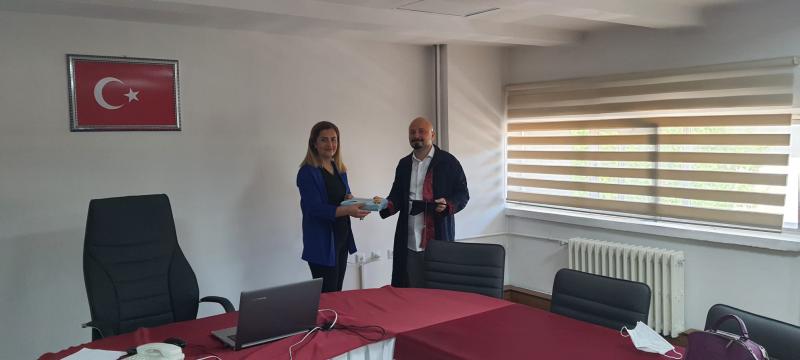 universitemiz-teknoloji-fakultesinden-mezun-olan-ogrencilere-tesvik-odulu-4150