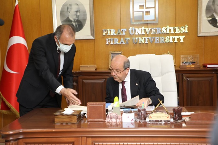 kktc-cumhurbaskani-ersin-tatar-rektor-prof-dr-goktasi-ziyaret-etti-4154