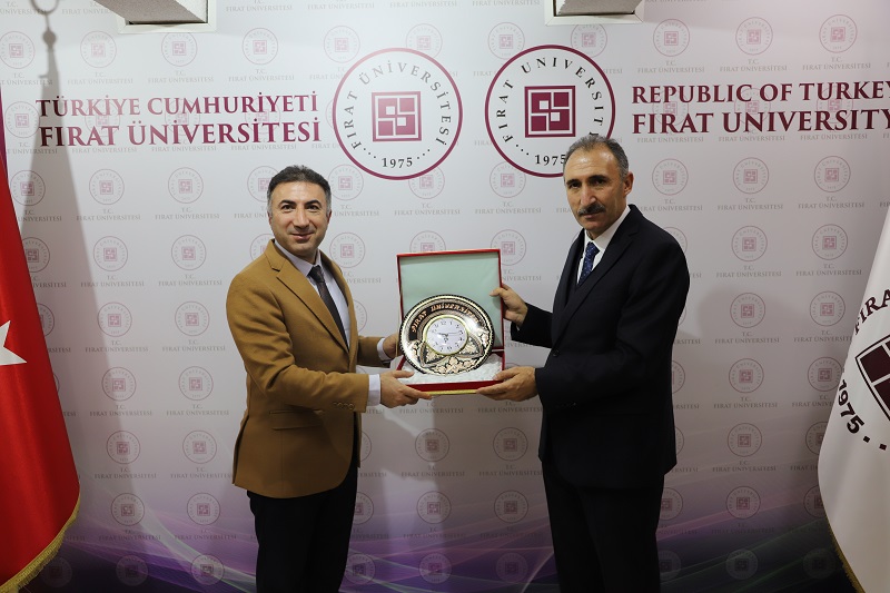 batman-universitesi-rektoru-prof-dr-demirden-rektor-prof-dr-goktasa-ziyaret-4432