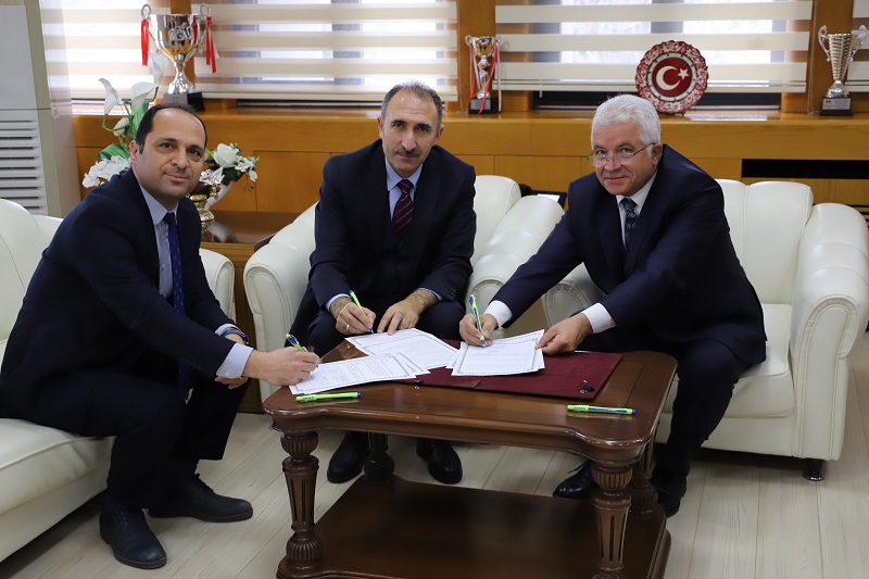 universitemiz-sivil-havacilik-yuksekokulu-ile-ozel-bogazici-havacilik-koleji-arasinda-is-birligi-protokolu-imzalandi-4515