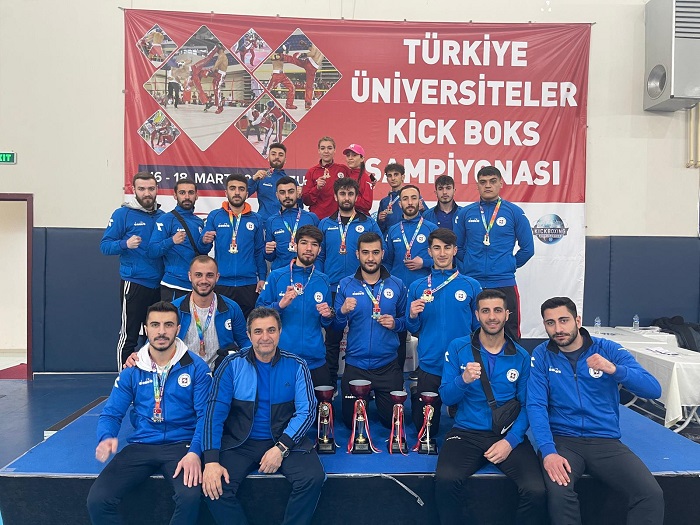 universitemiz-sporcularindan-buyuk-basari-4769