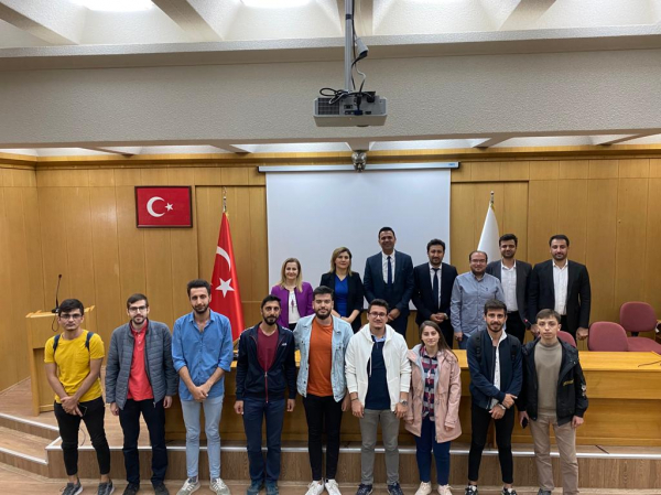 universitemiz-teknoloji-fakultesi-tarafindan-kariyer-sohbetleri-programi-duzenlendi-4968
