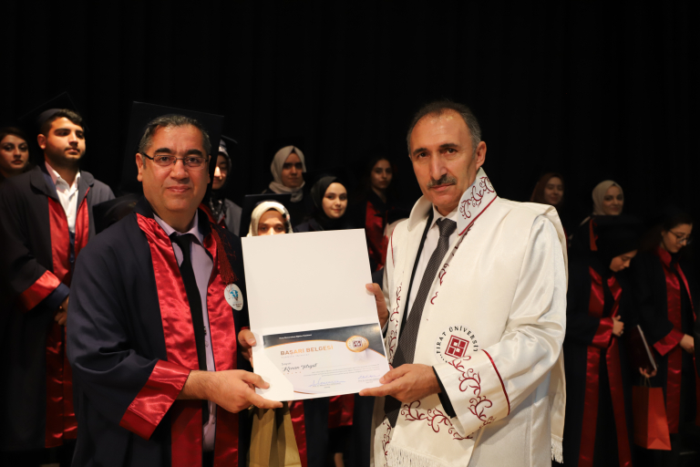 universitemiz-2021-2022-egitim-ogretim-yili-genel-mezuniyet-toreni-yapildi-5030