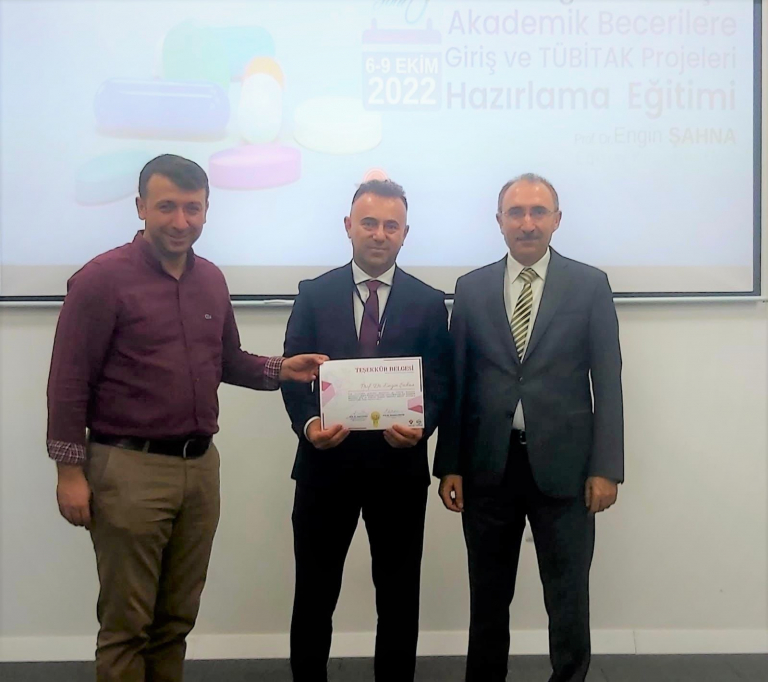 universitemizde-ogrencilere-yonelik-tubitak-projeleri-hazirlama-egitimi-duzenlendi-5174