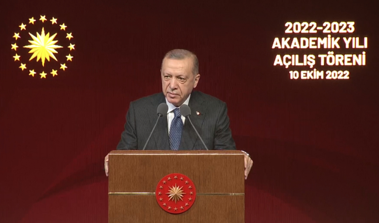 universitemiz-rektoru-prof-dr-goktas-2022-2023-yuksekogretim-akademik-yili-acilis-torenine-katildi-5182