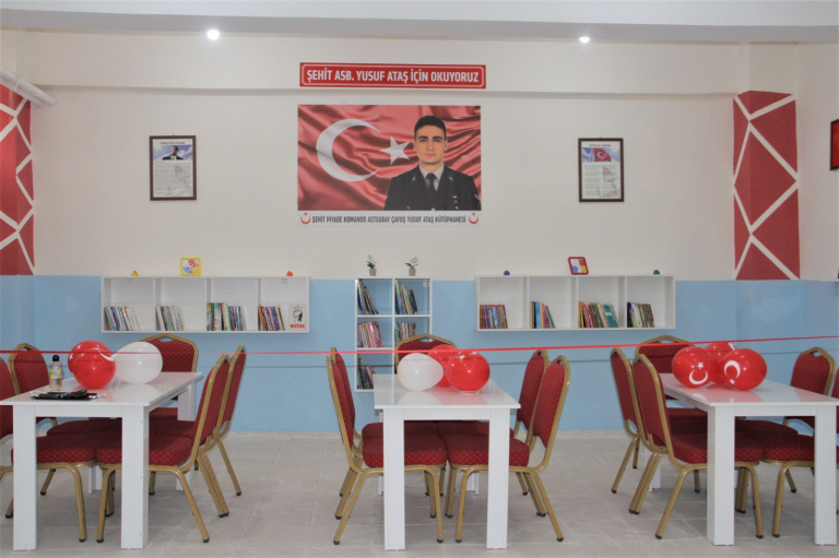 universitemiz-ogrencileri-sehidimiz-yusuf-atasi-unutmadi-5341