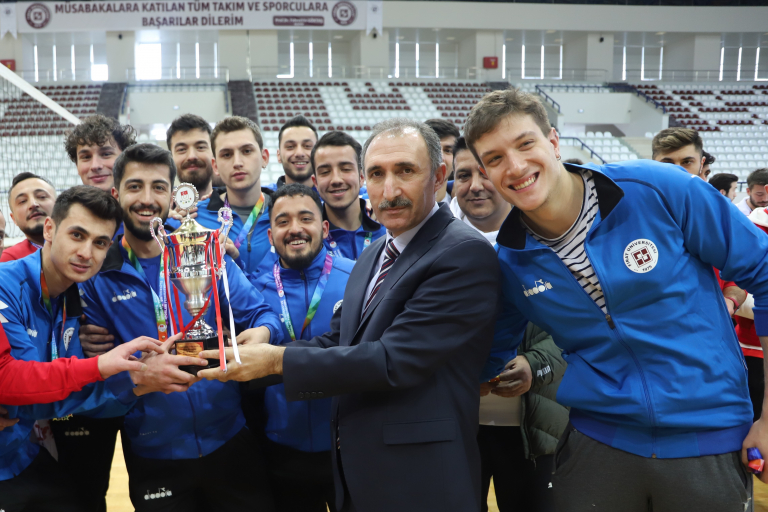 universitemiz-spor-musabakalarinda-208-universite-arasinda-11-oldu-5394