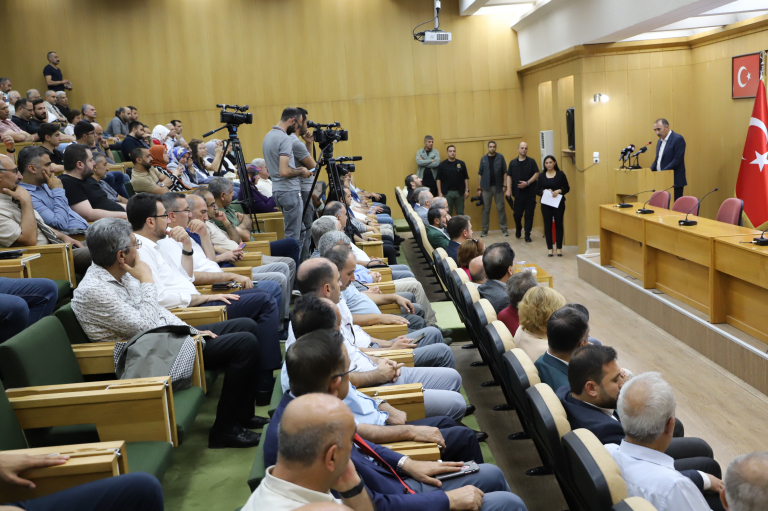 universitemizde-15-temmuz-konferansi-duzenlendi-5594