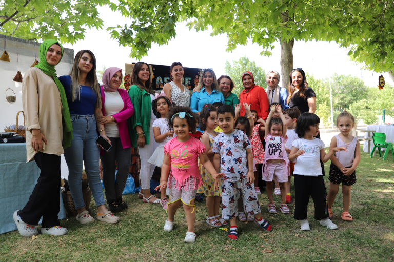 universitemiz-kres-ve-gunduz-bakimevinden-asure-gunu-etkinligi-5604