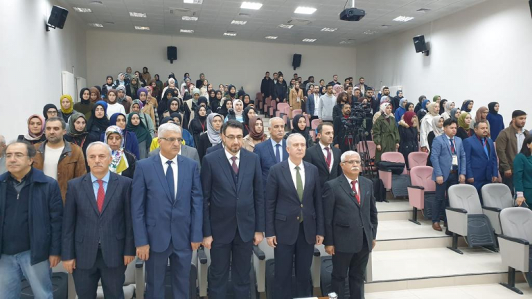 universitemizde-felsefe-ve-din-bilimleri-lisansustu-ogrenci-sempozyumu-duzenlendi-5825