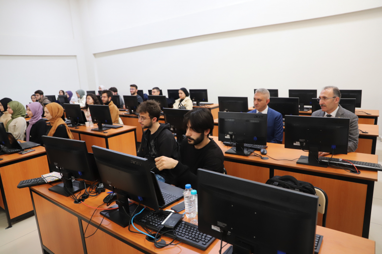 universitemizde-siber-vatan-egitimleri-veriliyor-5856
