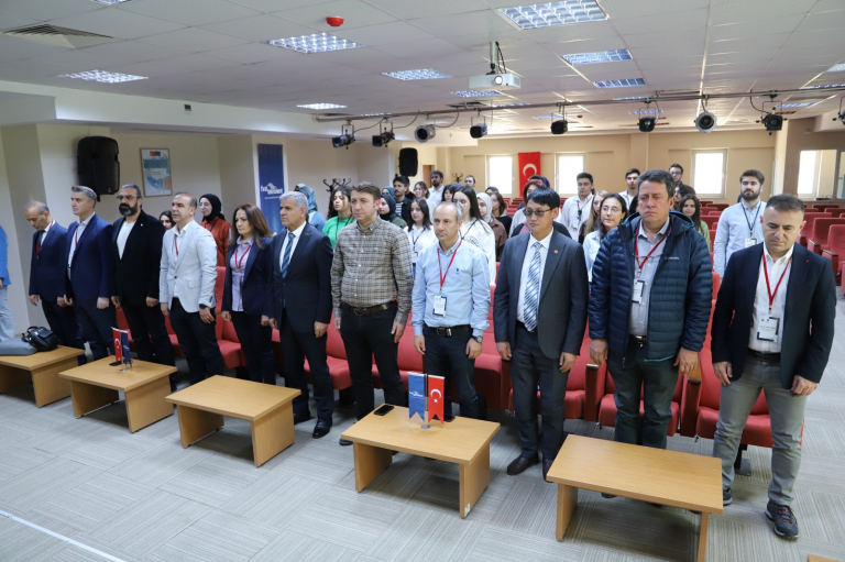 universitemizde-saglik-bilimleri-alaninda-tubitak-projeleri-hazirlama-egitimi-duzenlendi-6111