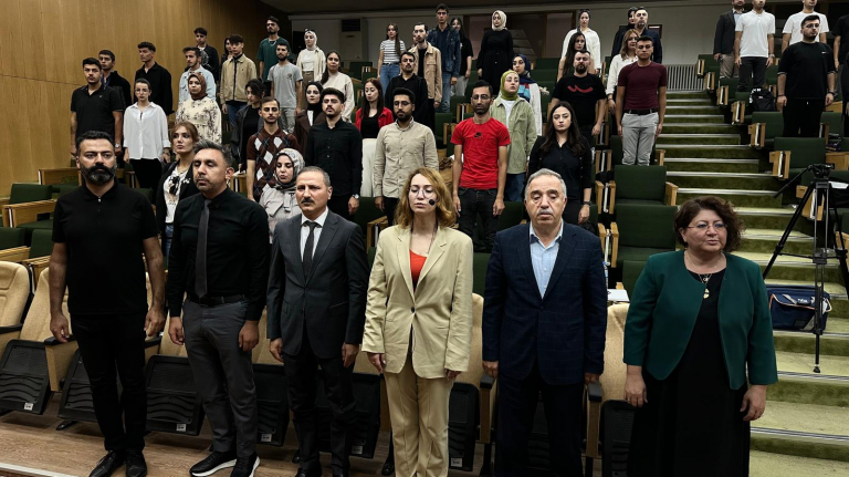 universitemiz-de-cografi-bilgi-sistemleri-ve-egitimde-arcgis-cozumleri-konferansi-yapildi-6466
