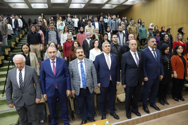 universitemizde-cumhuriyet-bayrami-nedeniyle-konferans-duzenlendi-6509