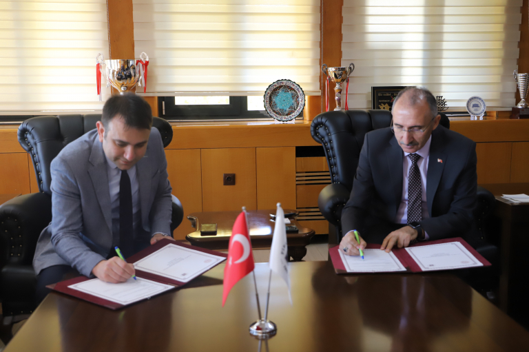 universitemiz-ile-milli-egitim-mudurlugu-arasinda-egitimde-isbirligi-protokolu-imzalandi-6541