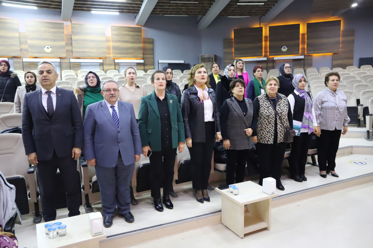 universitemizde-ozel-cocuklara-sahip-ailelerin-karsilastigi-sorunlar-ve-yasal-haklari-paneli-duzenlendi-6618