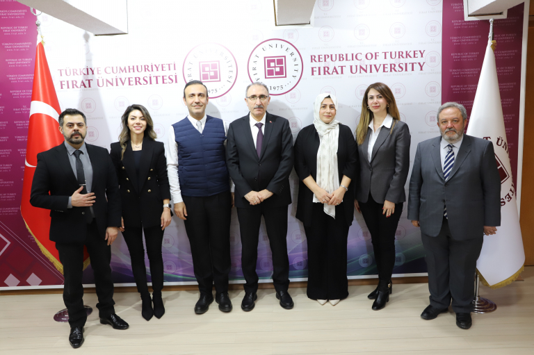 universitemizde-ab-projeleri-icin-imza-toreni-duzenlendi-6717
