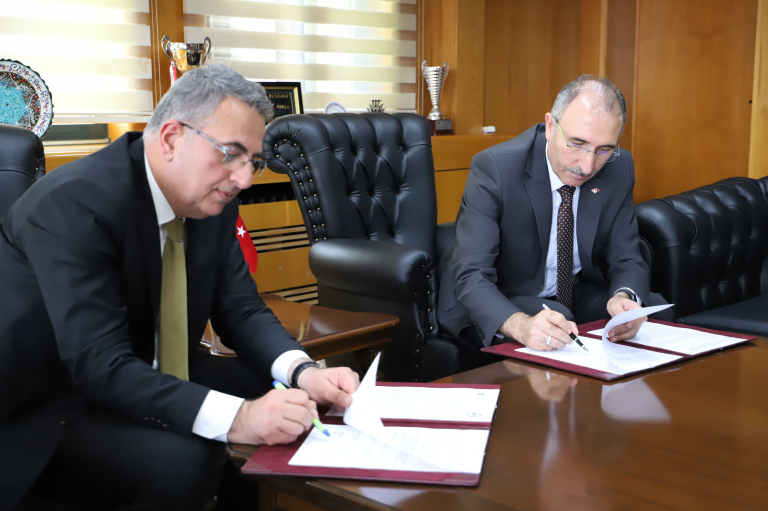 universitemiz-ve-il-ozel-idaresinden-yol-altyapisina-bilimsel-dokunus-6823