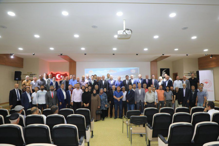 universitemizin-ilk-ticarilesmis-patenti-olan-antimastitor-cihazi-ciftcilere-dagitildi-6879