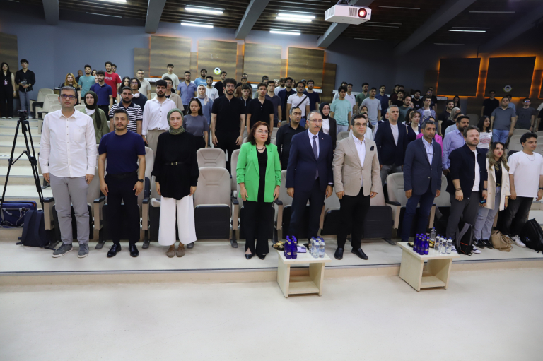 universitemizde-hsd-firat-vision-fest-2025-gerceklestirildi-6894