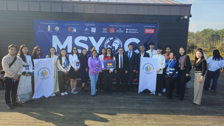 yurt-disindaki-mogol-ogrencilere-universitemizden-destek-7120