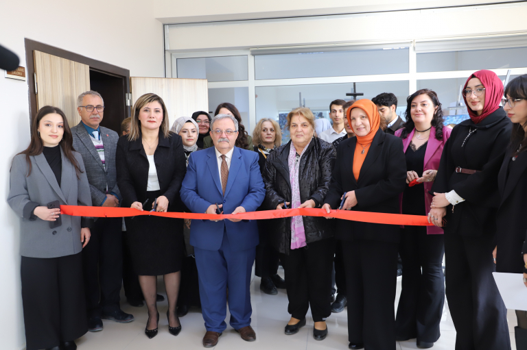 universitemizde-kadina-yonelik-siddete-karsi-farkindalik-bulusmasi-gerceklestirildi-7140