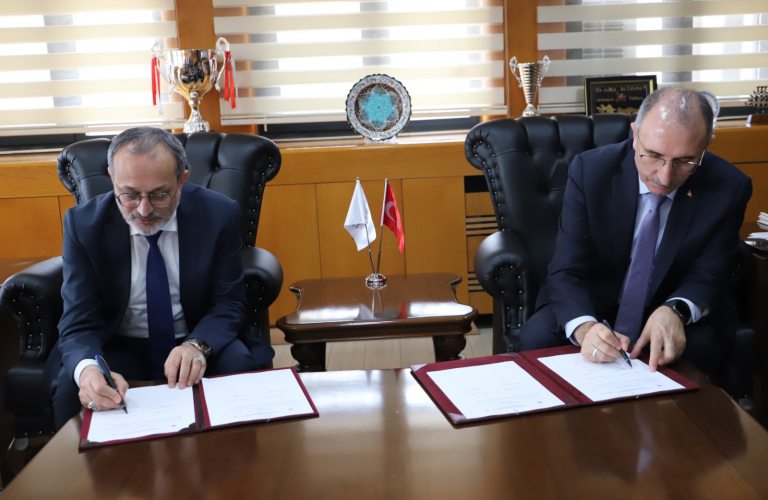 universitemiz-ile-bingol-universitesi-arasinda-is-birligi-protokolu-imzalandi-7261