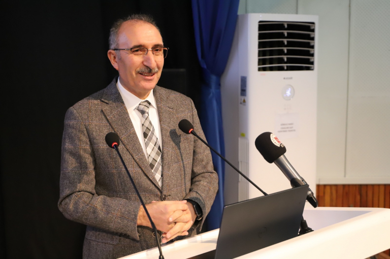 rektorumuz-prof-dr-fahrettin-goktasin-ramazan-bayrami-mesaji-7312