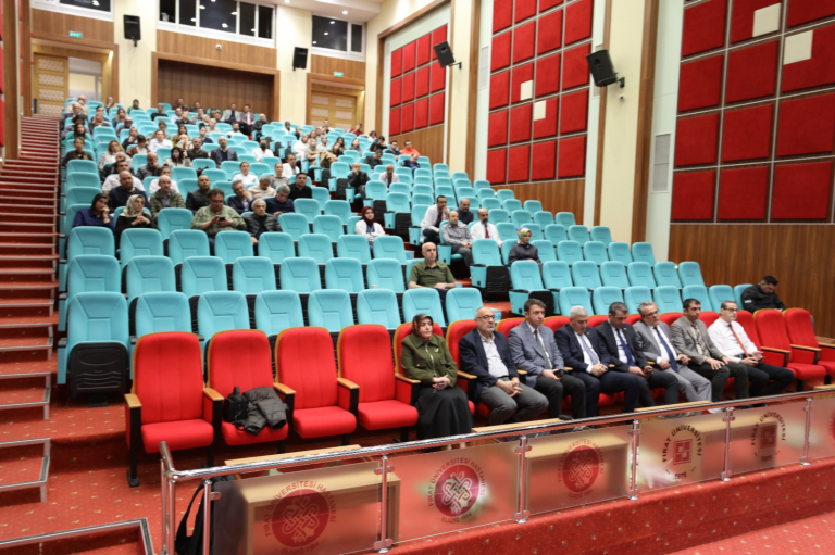 universitemiz-tip-fakultesinde-ar-ge-toplantisi-yapildi-7332