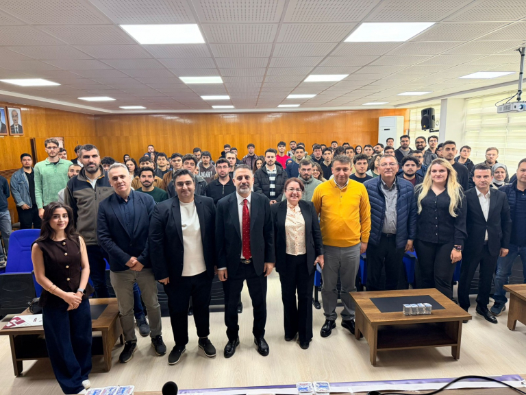 universitemiz-bilim-iletisimi-koordinatorlugu-tarafindan-soylesi-programi-duzenlendi-7380