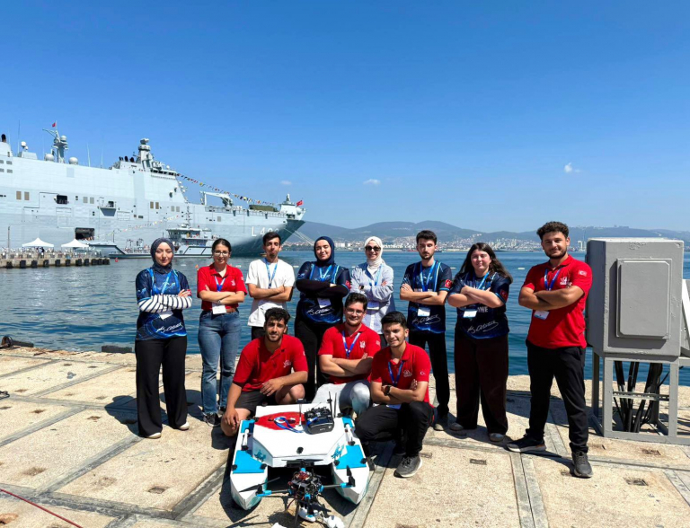 universitemiz-ogrencileri-teknofestte-turkiye-sampiyonu-oldu-7561